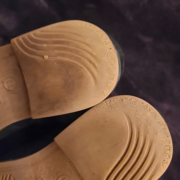 Cat & Jack Black Kids Boots - Picture 5 of 10